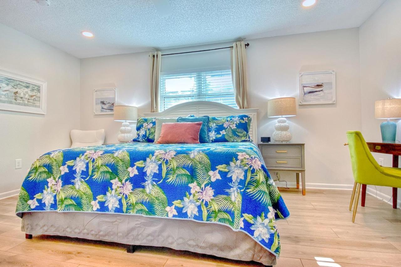 Seashell 17 Apartment Clearwater Beach Exterior photo